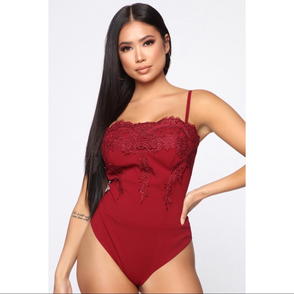 ❤️ Fashion Nova bodysuit ❤️